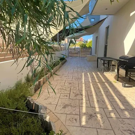 Vila De Manu Rhodes City